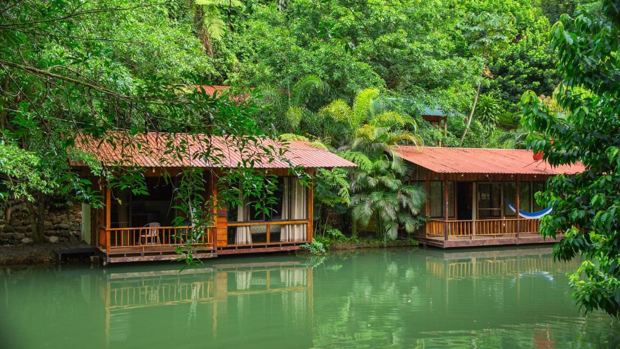 Cabanas Del Lago La Fortuna Bagian luar foto