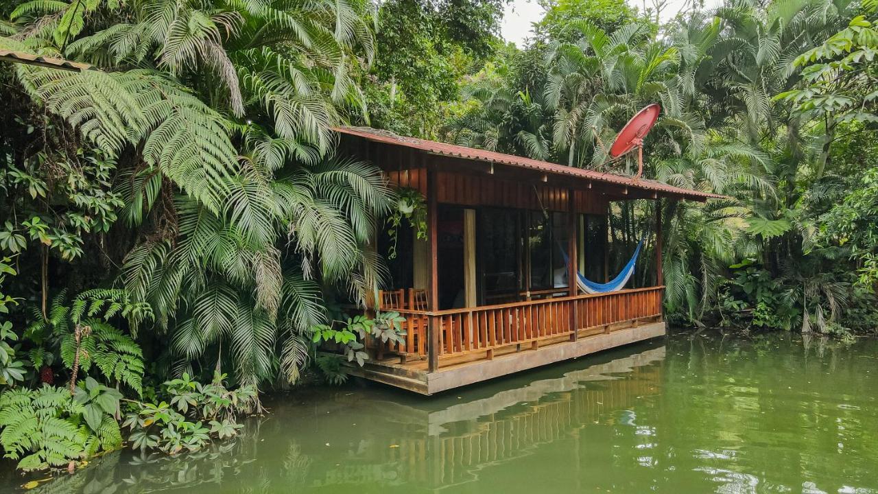 Cabanas Del Lago La Fortuna Bagian luar foto